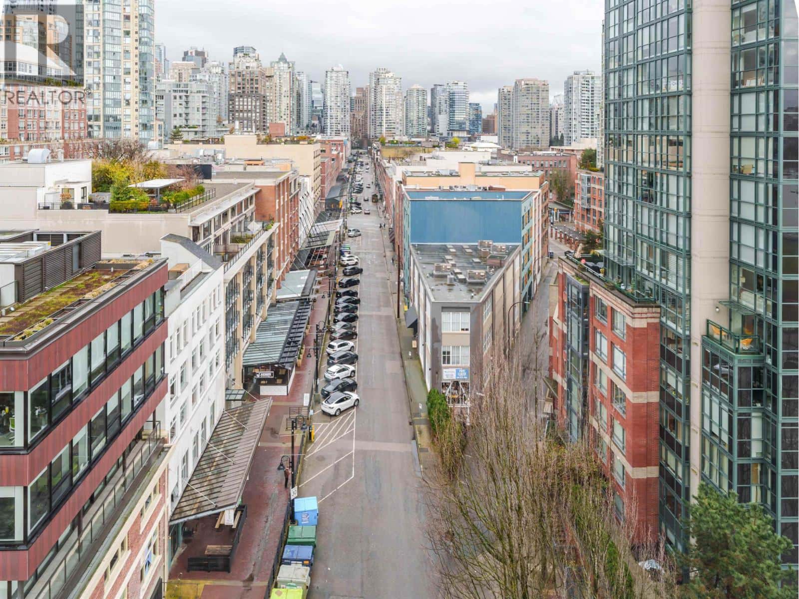 1306 388 DRAKE STREET — Vancouver, British Columbia - Photo 4 of 26