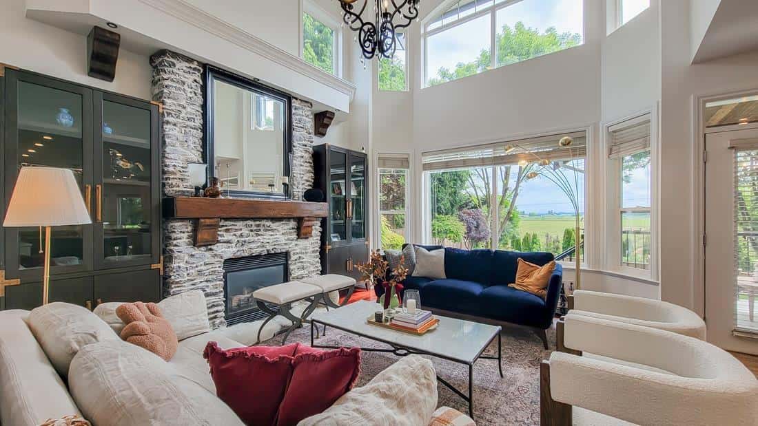 3762 159A STREET — Surrey, British Columbia - Photo 3 of 40