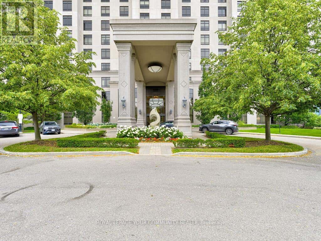 814 - 9245 JANE STREET — Vaughan (Maple) - Photo 2 of 47