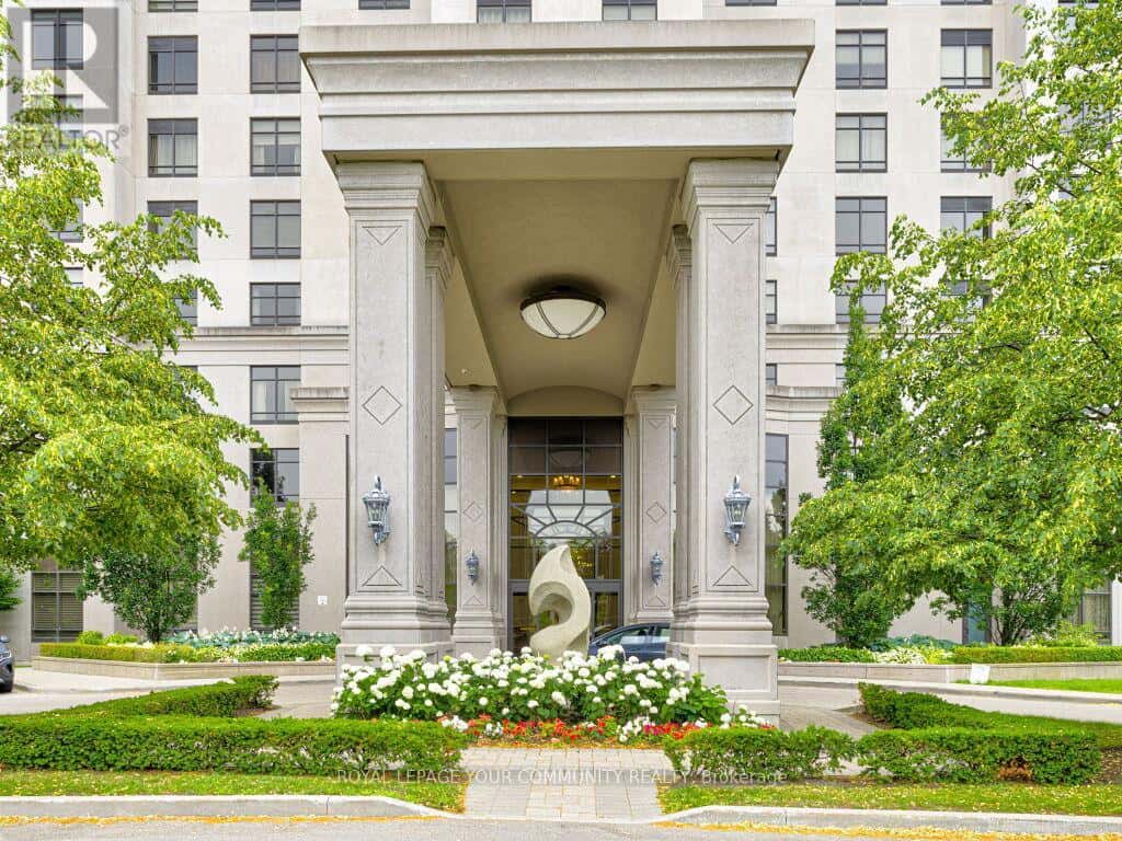 814 - 9245 JANE STREET — Vaughan (Maple) - Photo 3 of 47