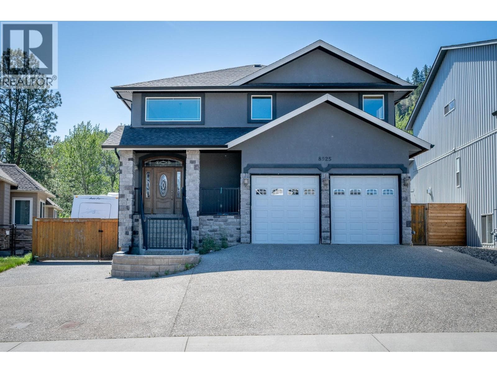 8925 Grizzly Crescent — Kamloops, British Columbia - Main photo