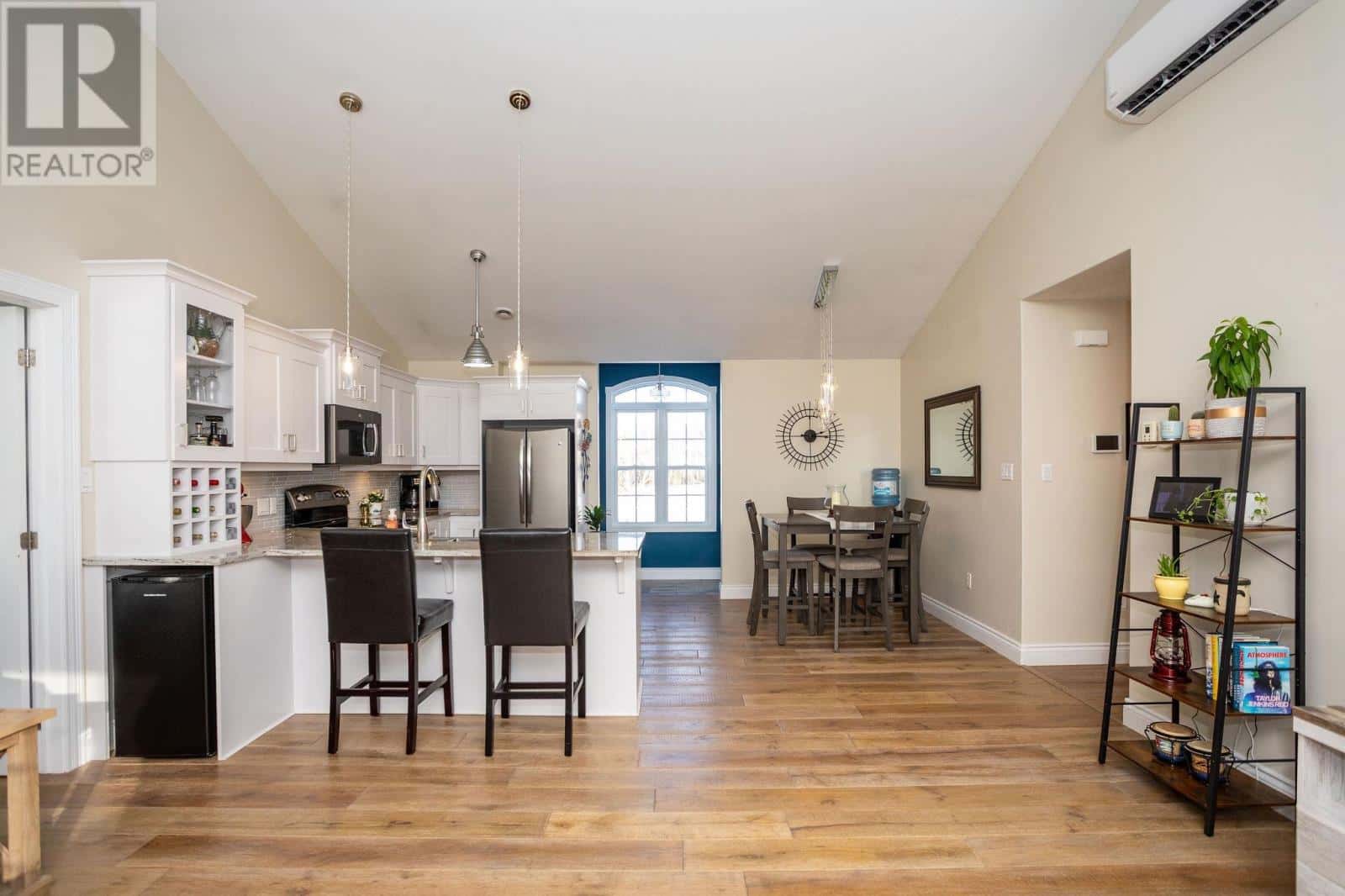 38 CAMDEN Court — Stanley Bridge, Prince Edward Island - Photo 3 of 50