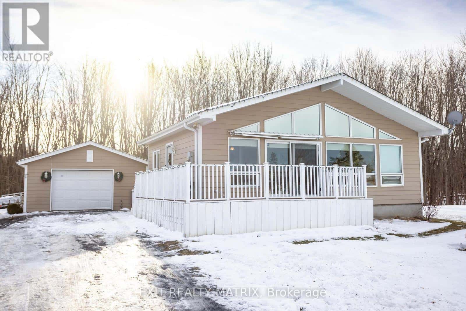 17294 WHEELER ROAD — South Stormont, Ontario - Photo 3 of 50