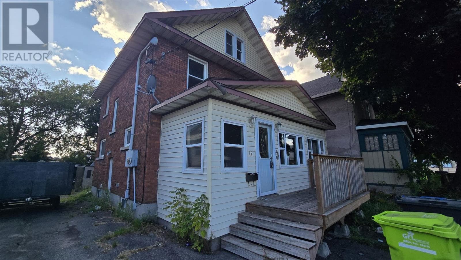 35 Albert ST E — Sault Ste. Marie, Ontario - Main photo