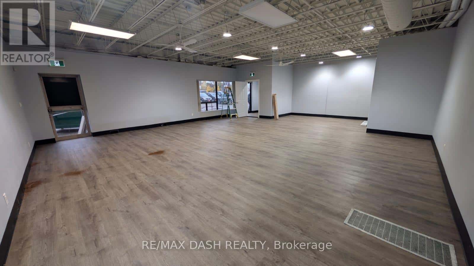 UNIT A - 4663 KINGSTON ROAD — Toronto (West Hill) - Photo 3 of 5