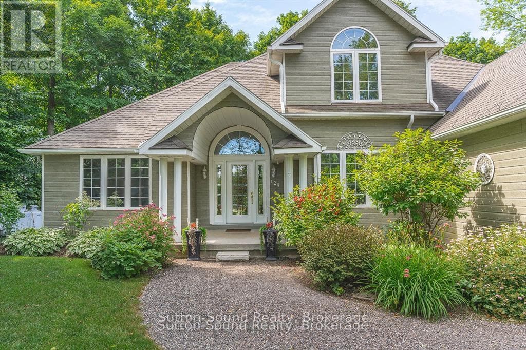 124 GOLDEN POND DRIVE — South Bruce Peninsula, Ontario - Main photo