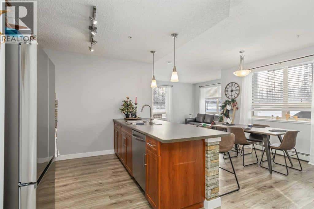 1105, 204 Sparrow Hawk Drive — Fort McMurray, Alberta - Photo 3 of 33