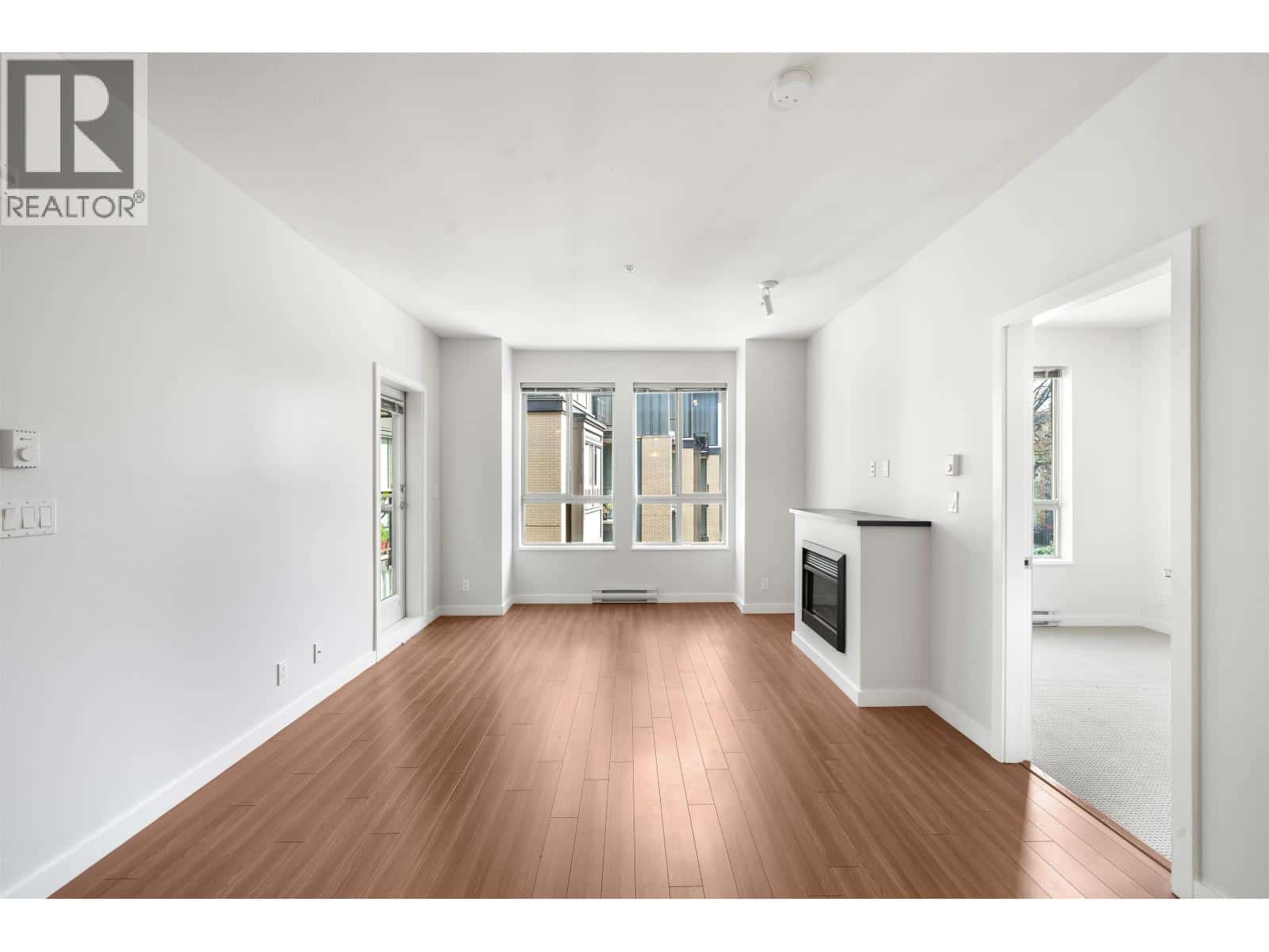 317 225 FRANCIS WAY — New Westminster, British Columbia - Photo 5 of 35