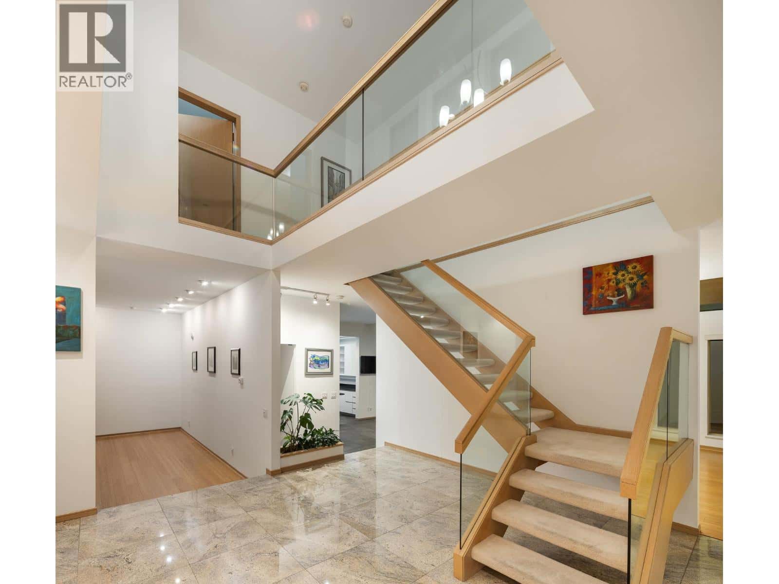 4779 WOODLEY DRIVE — West Vancouver, British Columbia - Photo 4 of 38