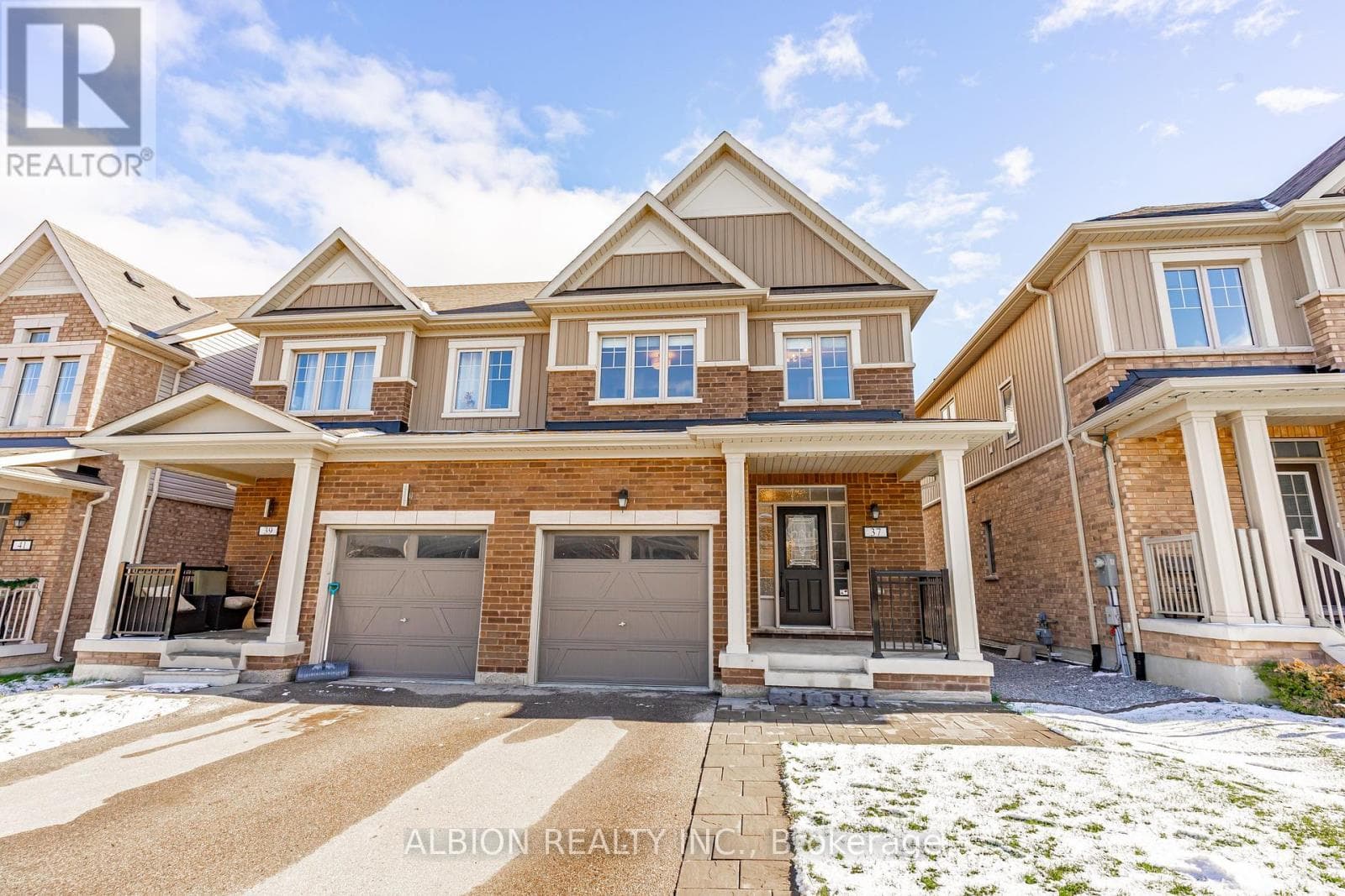 37 DONNAN DRIVE — New Tecumseth (Tottenham), Ontario - Main photo