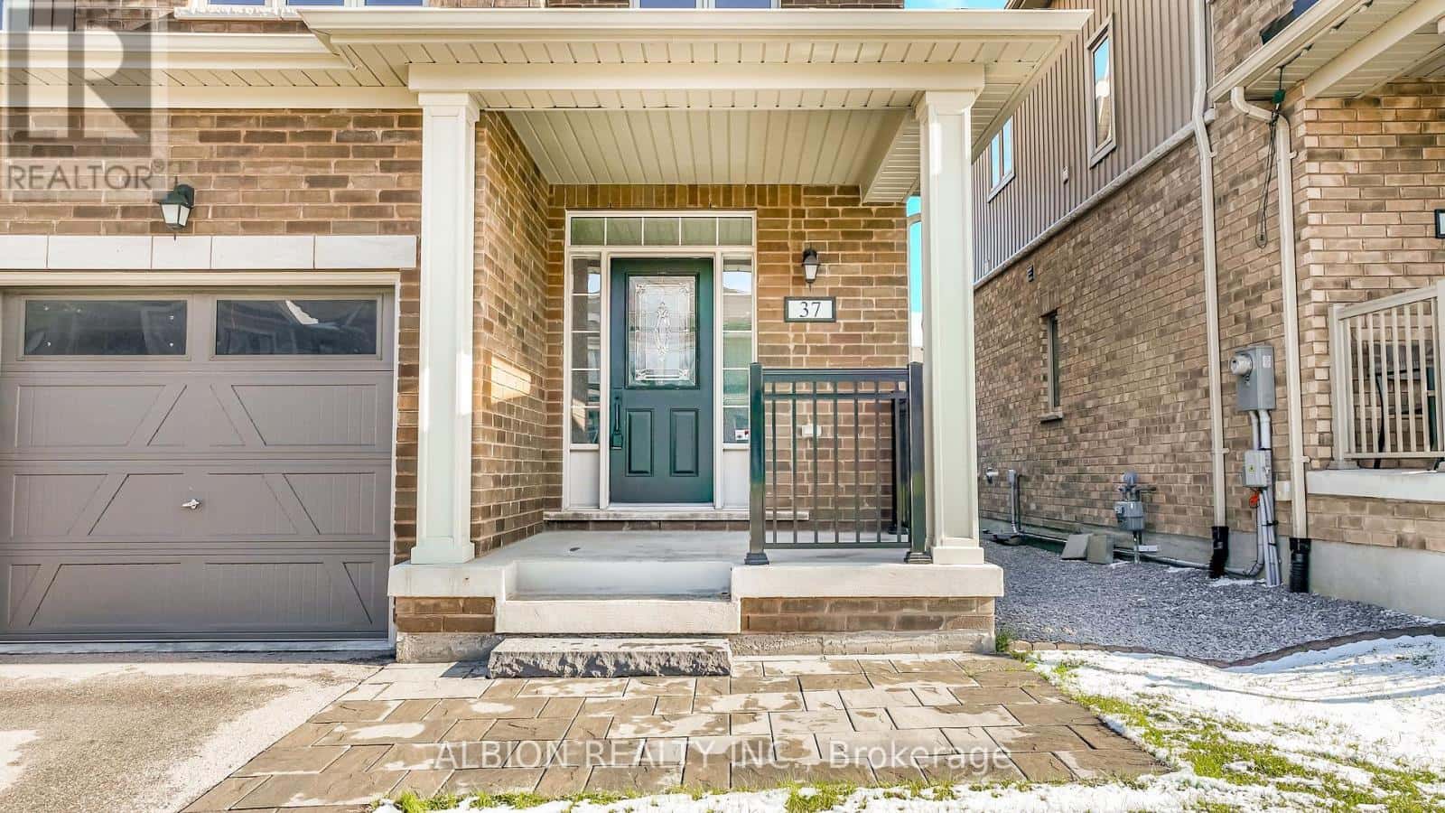 37 DONNAN DRIVE — New Tecumseth (Tottenham), Ontario - Photo 3 of 42