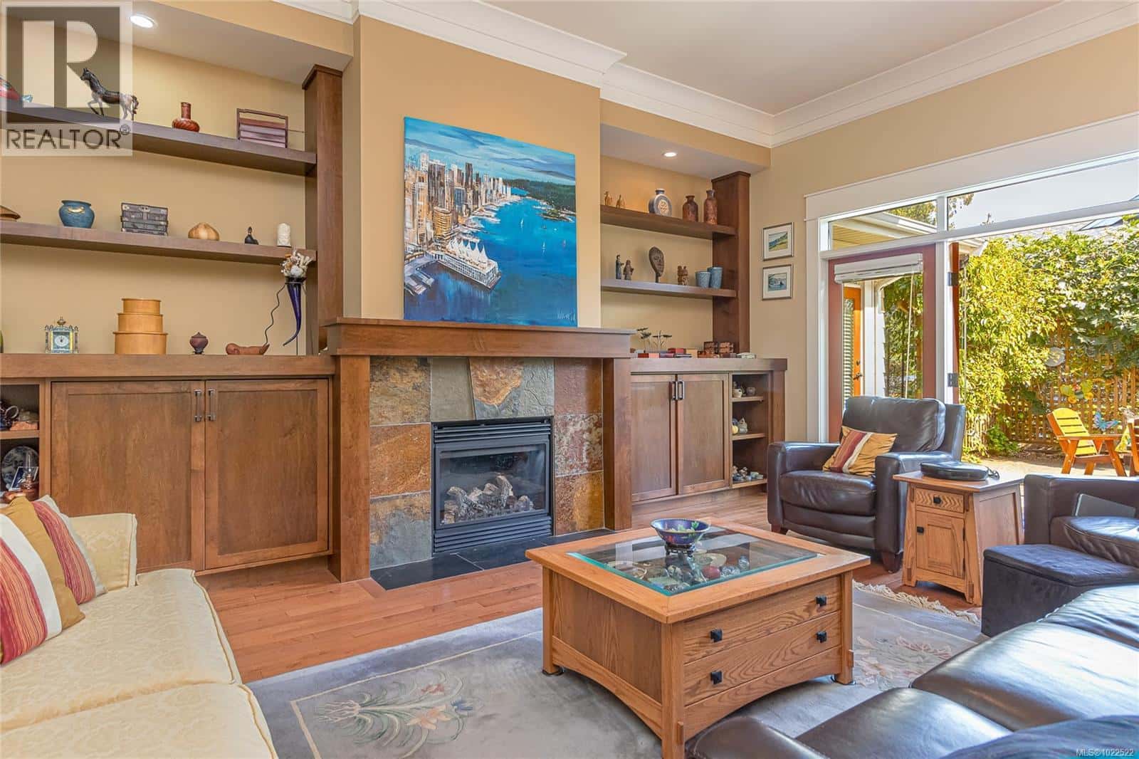 598 Arbutus St — Qualicum Beach, British Columbia - Photo 3 of 71