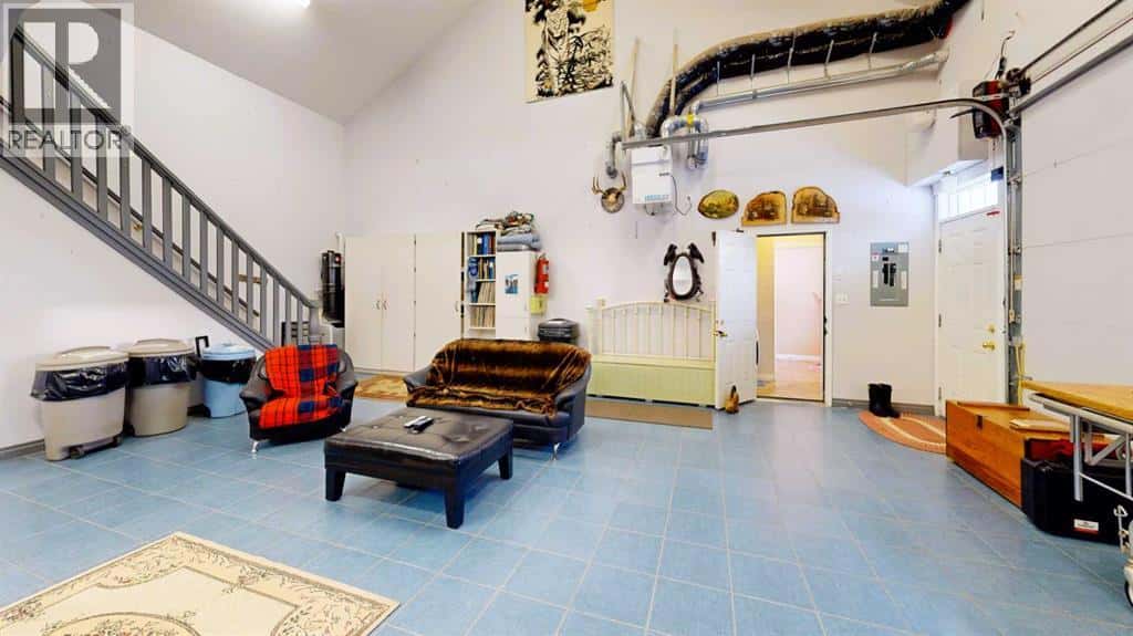 16040B Twp Rd 682 — Plamondon, Alberta - Photo 4 of 36