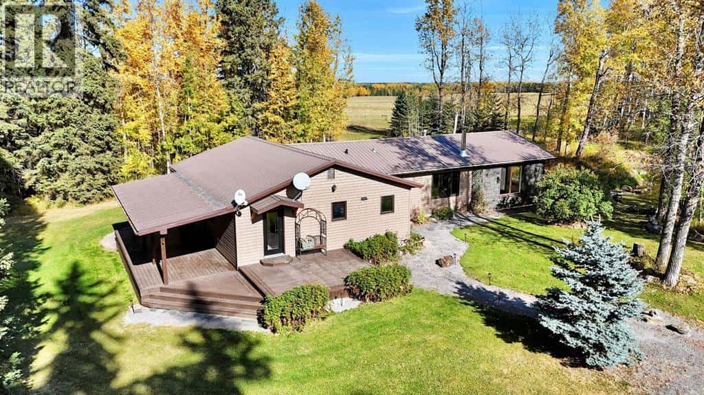 390055 Range Road 7-0 — Rural Clearwater County, Alberta - Photo 2 of 50