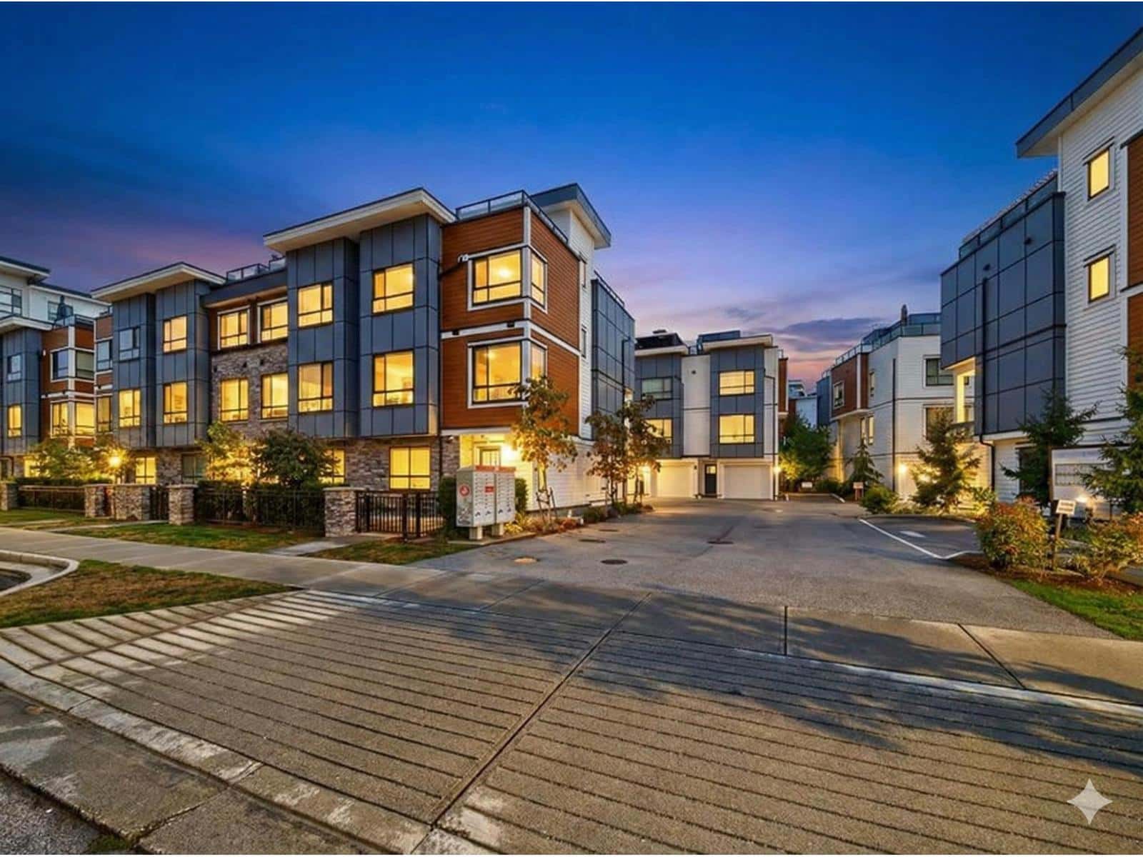 16 5476 BRYDON CRESCENT — Langley, British Columbia - Photo 3 of 36