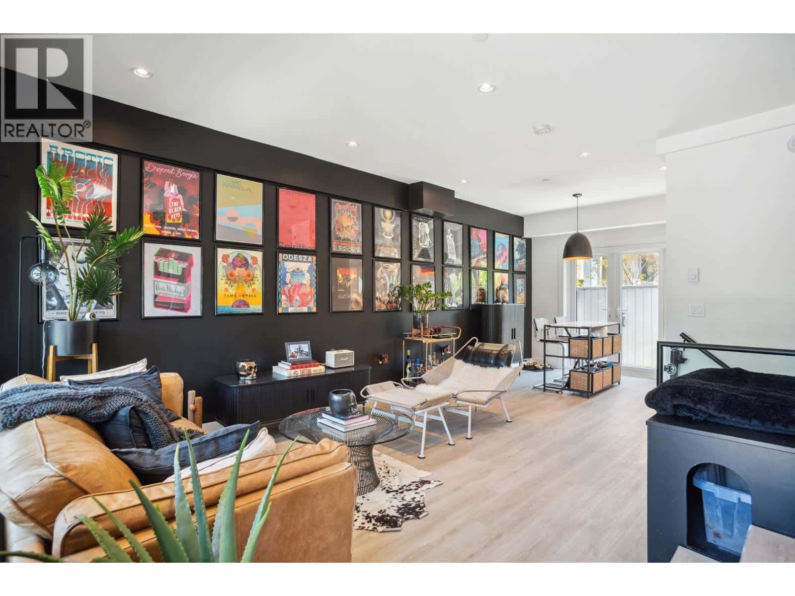 5018 NANAIMO STREET — Vancouver, British Columbia - Photo 4 of 30