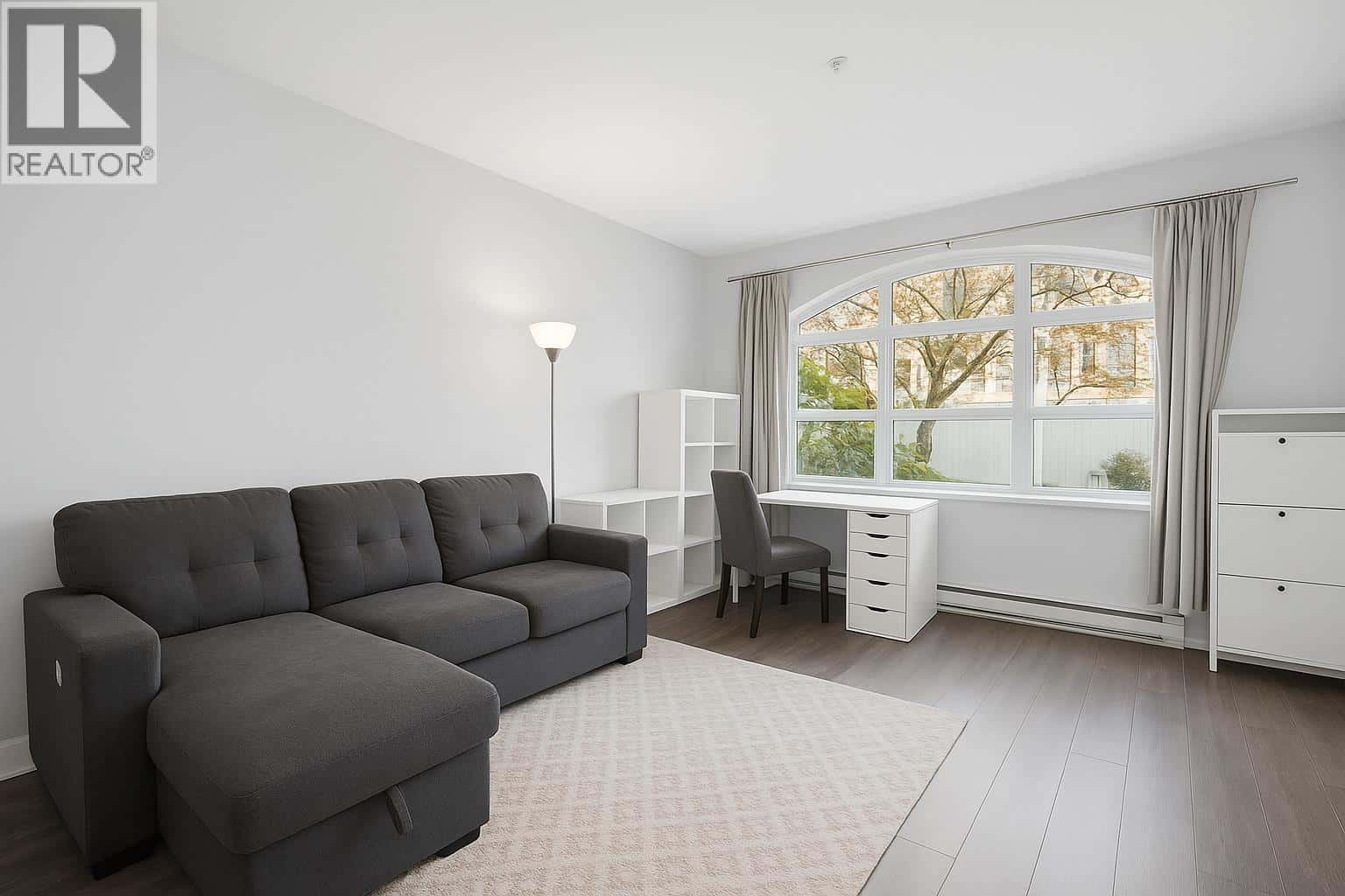 134 5888 DOVER CRESCENT — Richmond, British Columbia - Photo 2 of 21