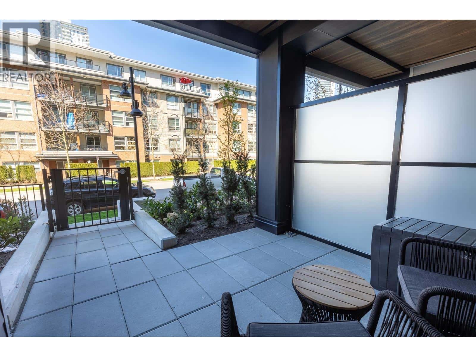 105 615 COTTONWOOD AVENUE — Coquitlam, British Columbia - Photo 3 of 33