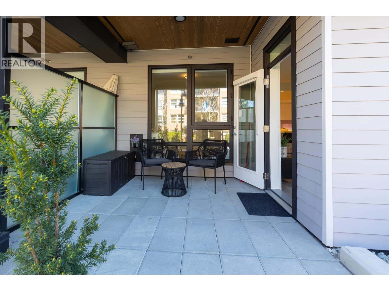 105 615 COTTONWOOD AVENUE — Coquitlam, British Columbia - Photo 4 of 33