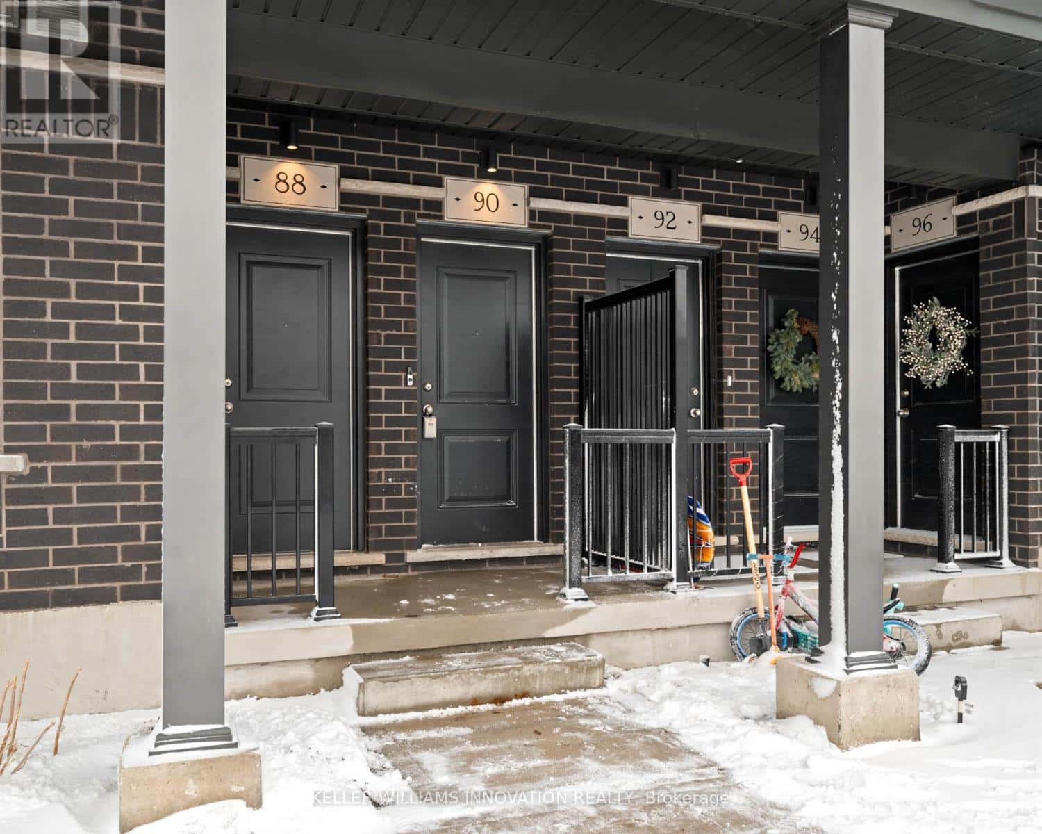 90 WHEAT LANE — Kitchener, Ontario - Photo 5 of 24