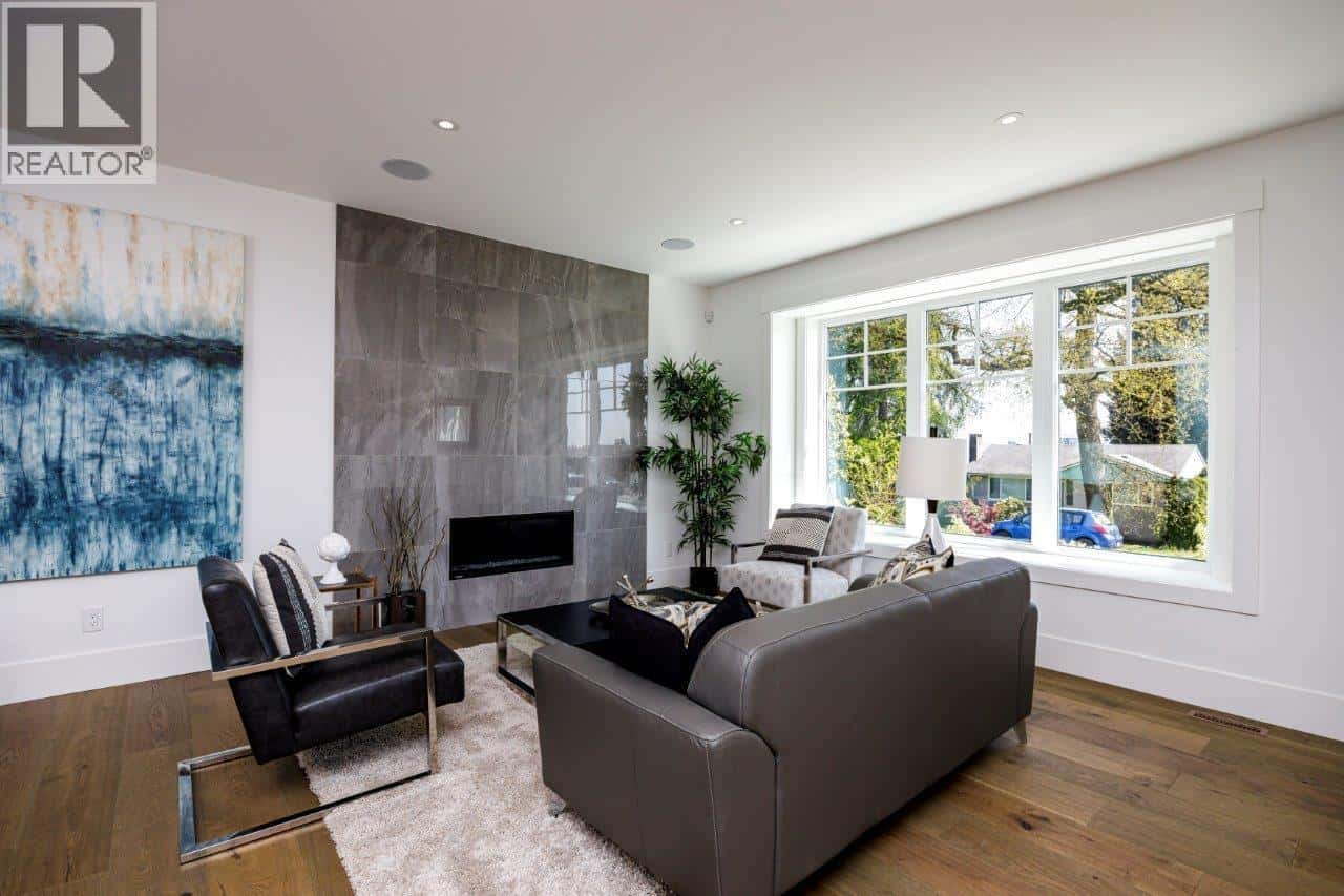 1028 CALVERHALL STREET — North Vancouver, British Columbia - Photo 5 of 40