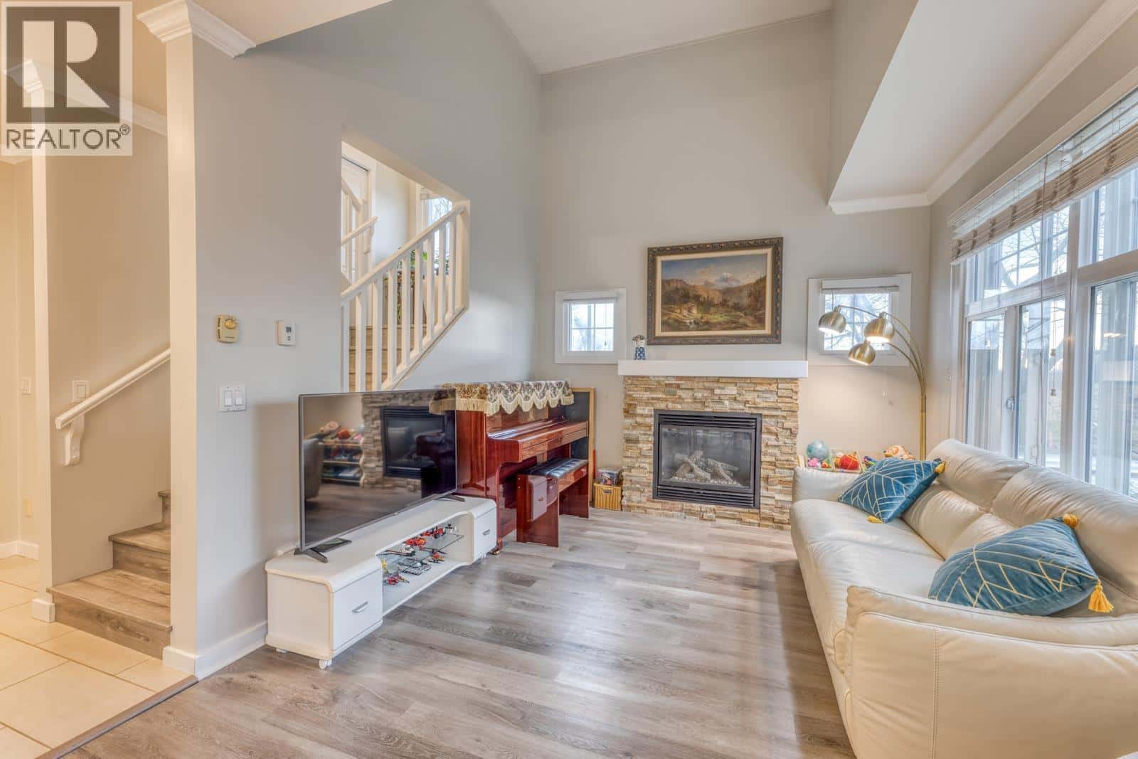 9 7171 STEVESTON HIGHWAY — Richmond, British Columbia - Photo 4 of 32