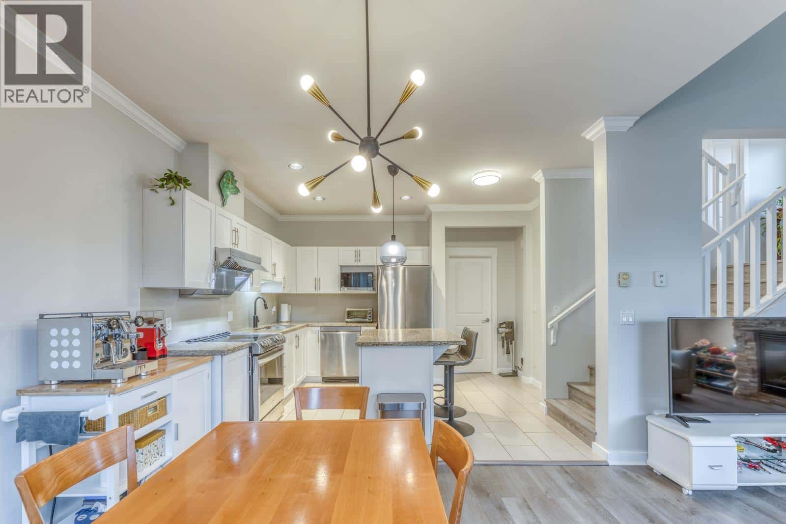 9 7171 STEVESTON HIGHWAY — Richmond, British Columbia - Photo 3 of 32