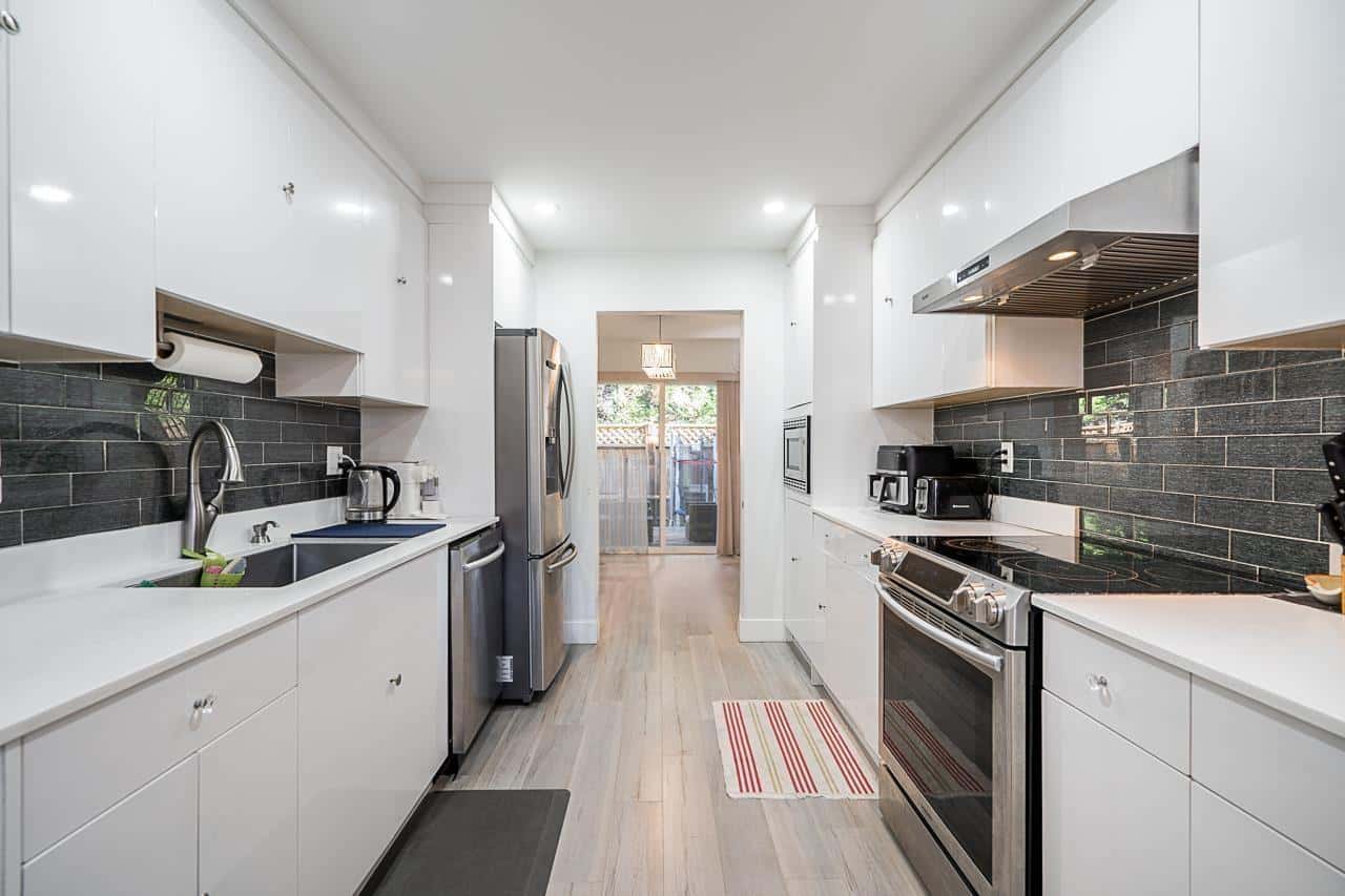 106 36060 OLD YALE ROAD — Abbotsford, British Columbia - Photo 5 of 22