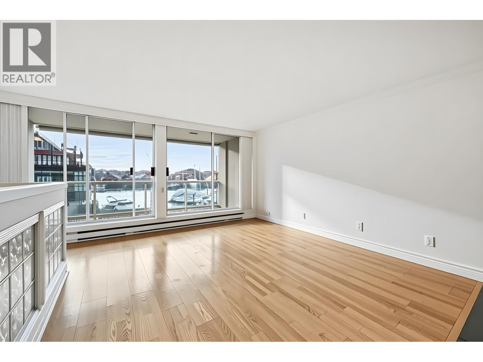 205 1600 HOWE STREET — Vancouver, British Columbia - Main photo