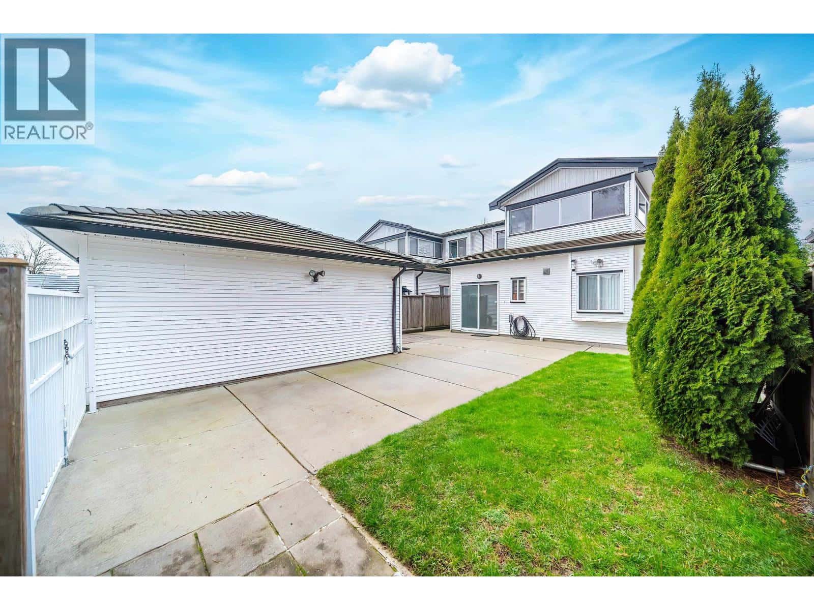 7150 CANADA WAY — Burnaby, British Columbia - Photo 5 of 36