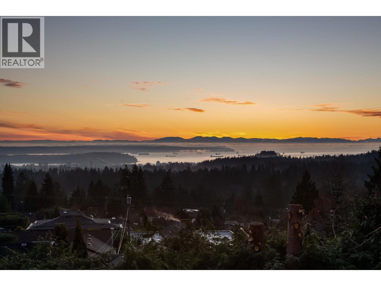 637 ALPINE COURT — North Vancouver, British Columbia - Main photo