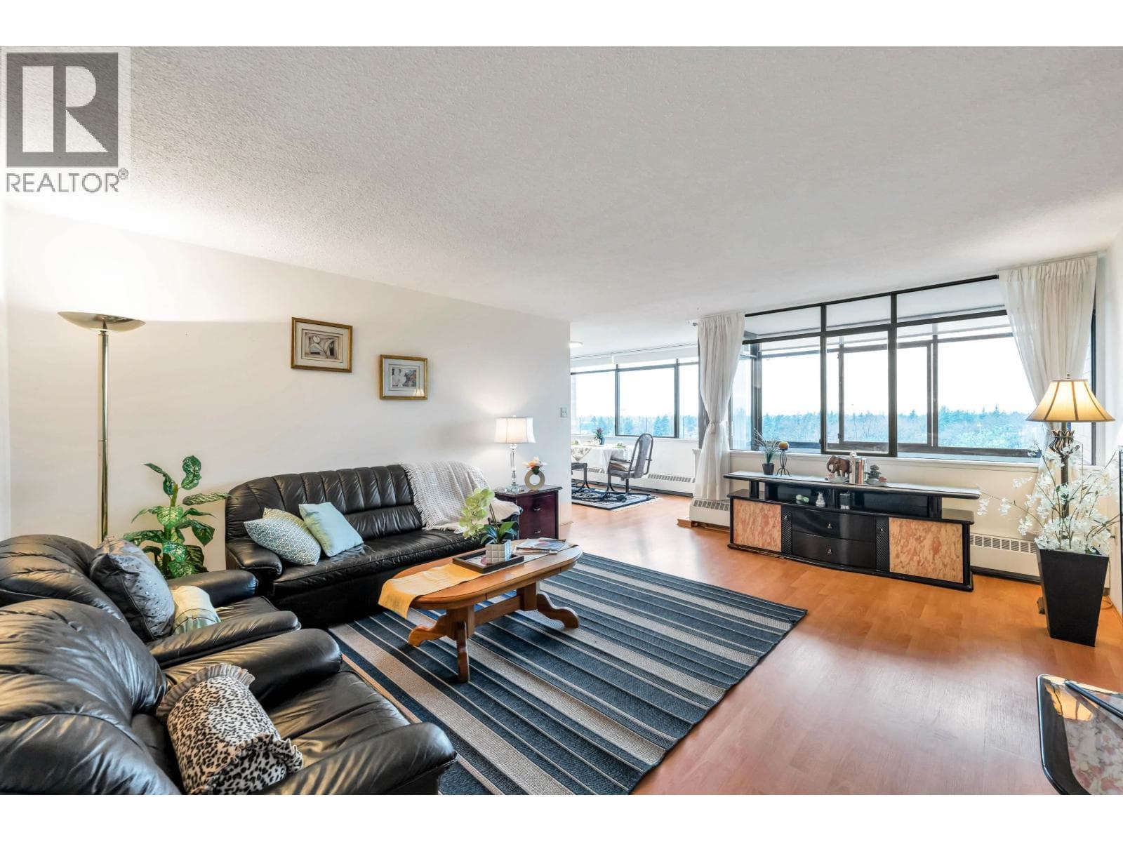 1010 6611 MINORU BOULEVARD — Richmond, British Columbia - Main photo