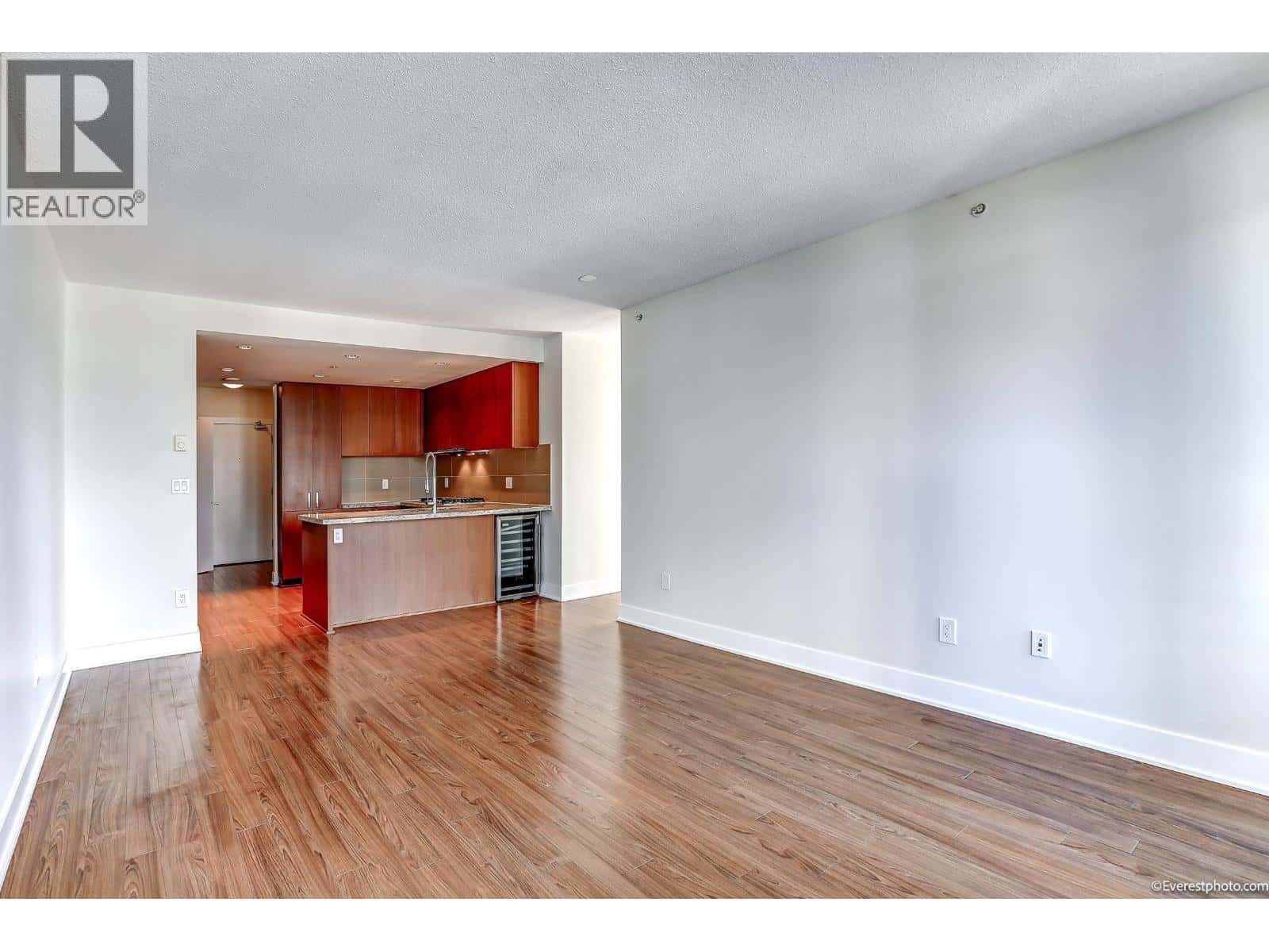 1502 1155 THE HIGH STREET — Coquitlam, British Columbia - Photo 4 of 21