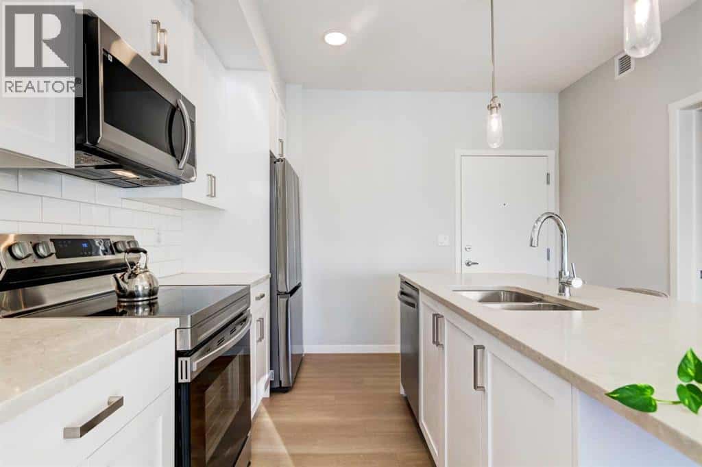 Calgary — Calgary - Photo 2 of 30