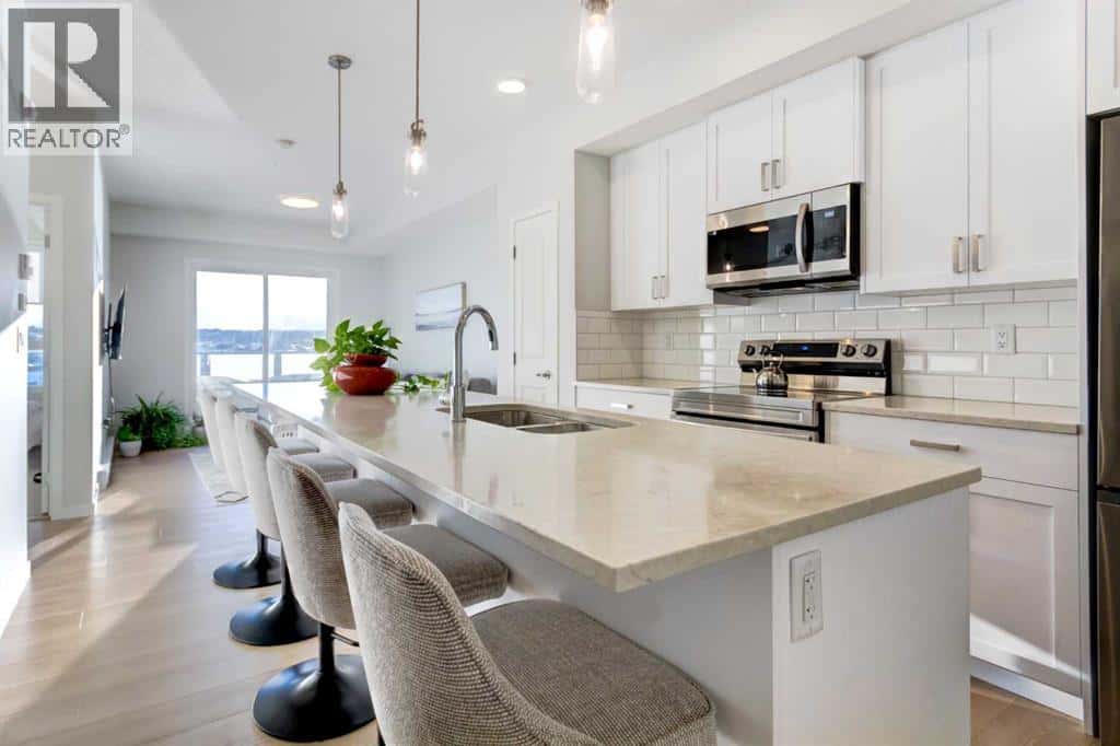 Calgary — Calgary - Photo 4 of 30