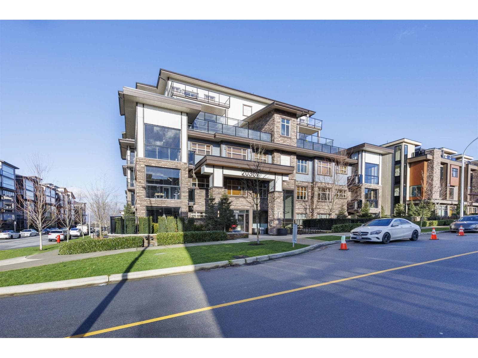 205 20367 85 AVENUE — Langley, British Columbia - Main photo