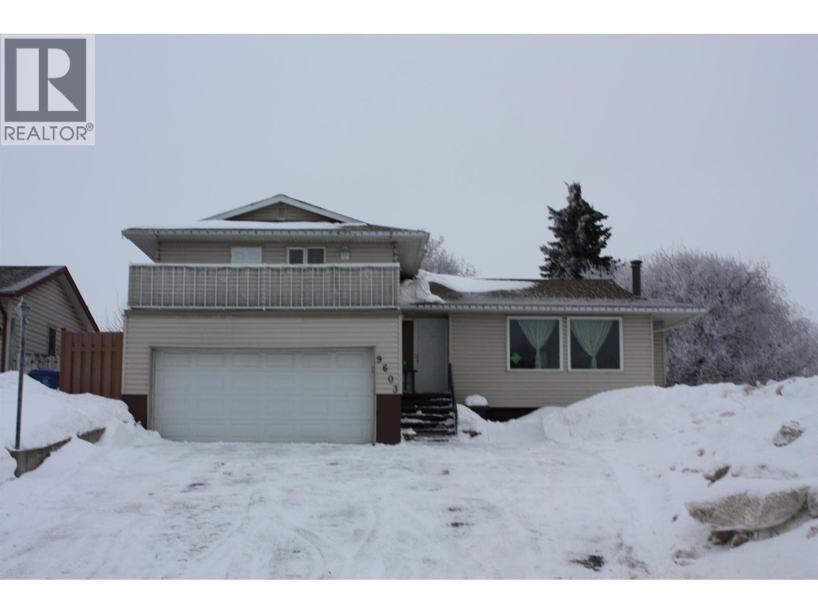 9603 93 STREET — Fort St. John, British Columbia - Main photo