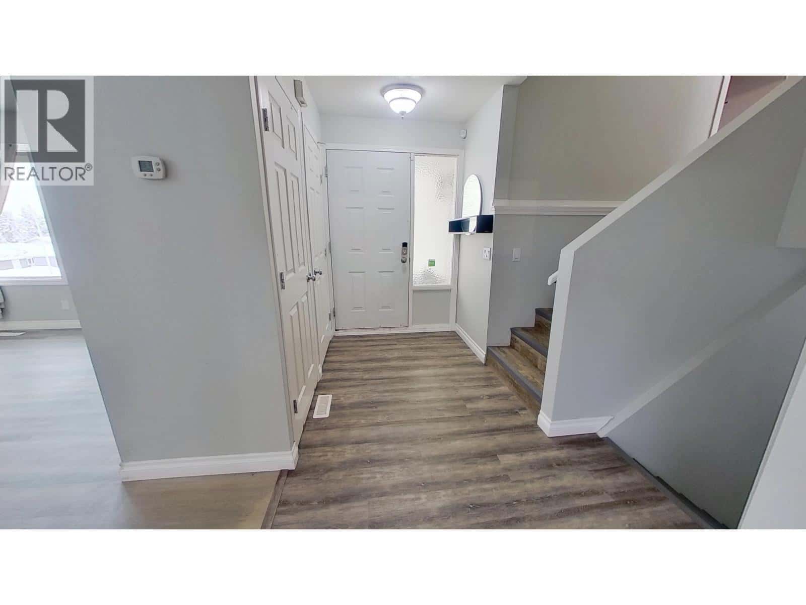 9603 93 STREET — Fort St. John, British Columbia - Photo 5 of 32