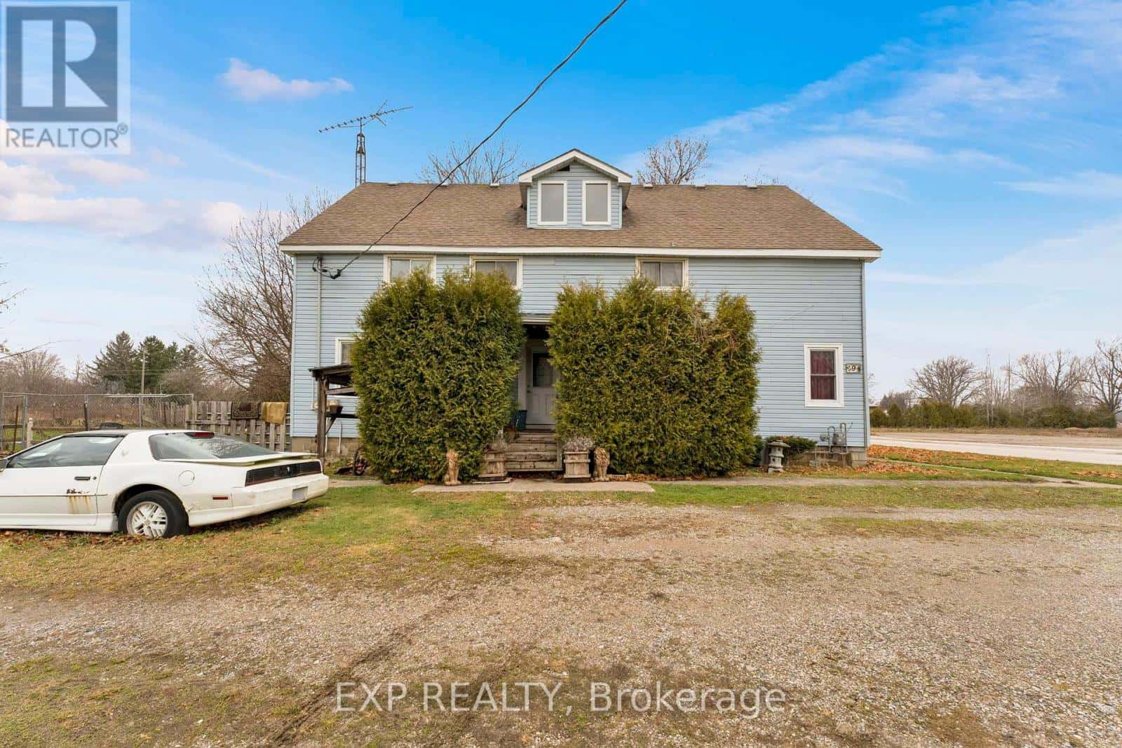 194 FURNIVAL ROAD — West Elgin (Rodney), Ontario - Photo 2 of 33