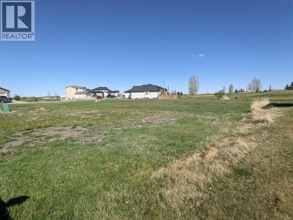 1502 Whispering Drive — Vulcan, Alberta - Main photo