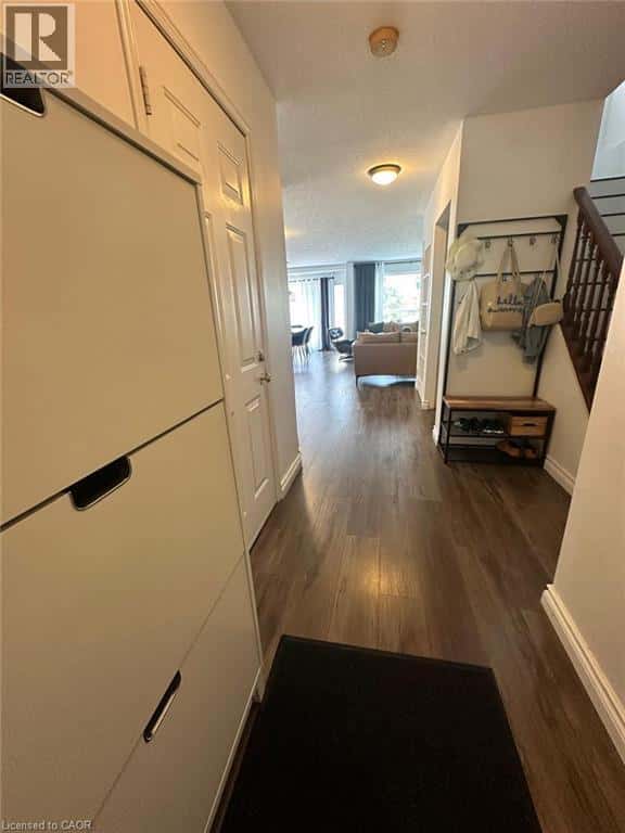 Waterloo — Waterloo - Photo 2 of 17