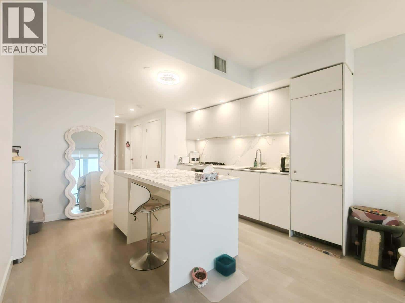 2906 6537 TELFORD AVENUE — Burnaby, British Columbia - Photo 5 of 11