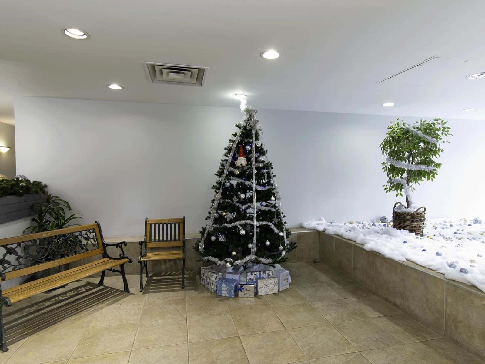 303 14881 103A AVENUE — Surrey, British Columbia - Photo 2 of 18