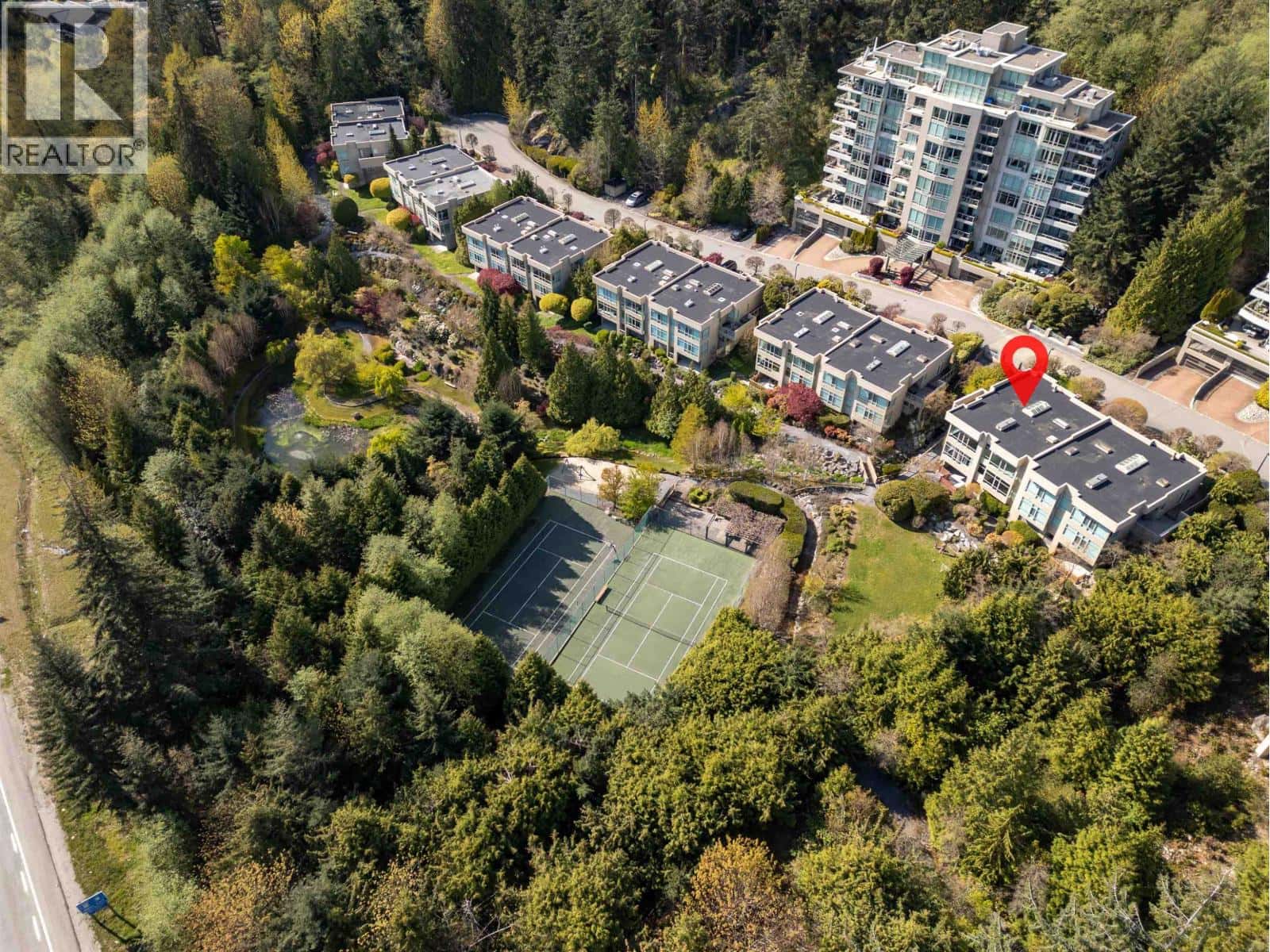 3112 DEER RIDGE DRIVE — West Vancouver, British Columbia - Photo 2 of 40