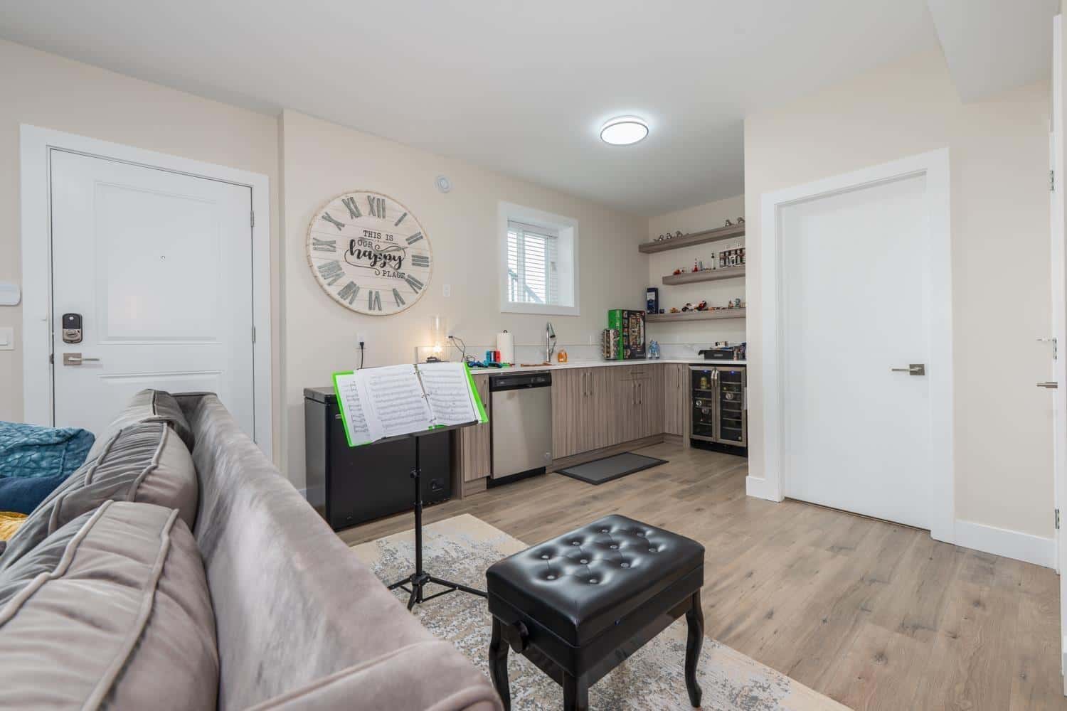 16796 16A AVENUE — Surrey, British Columbia - Photo 4 of 21