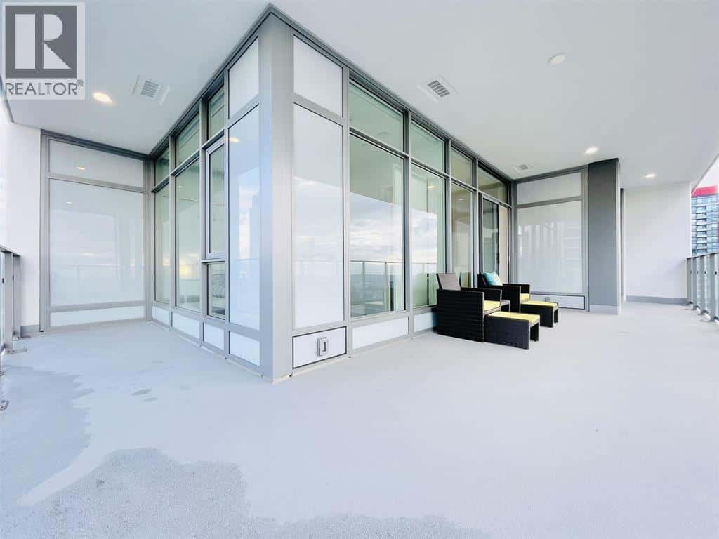 1506 6511 SUSSEX AVENUE — Burnaby, British Columbia - Photo 3 of 38