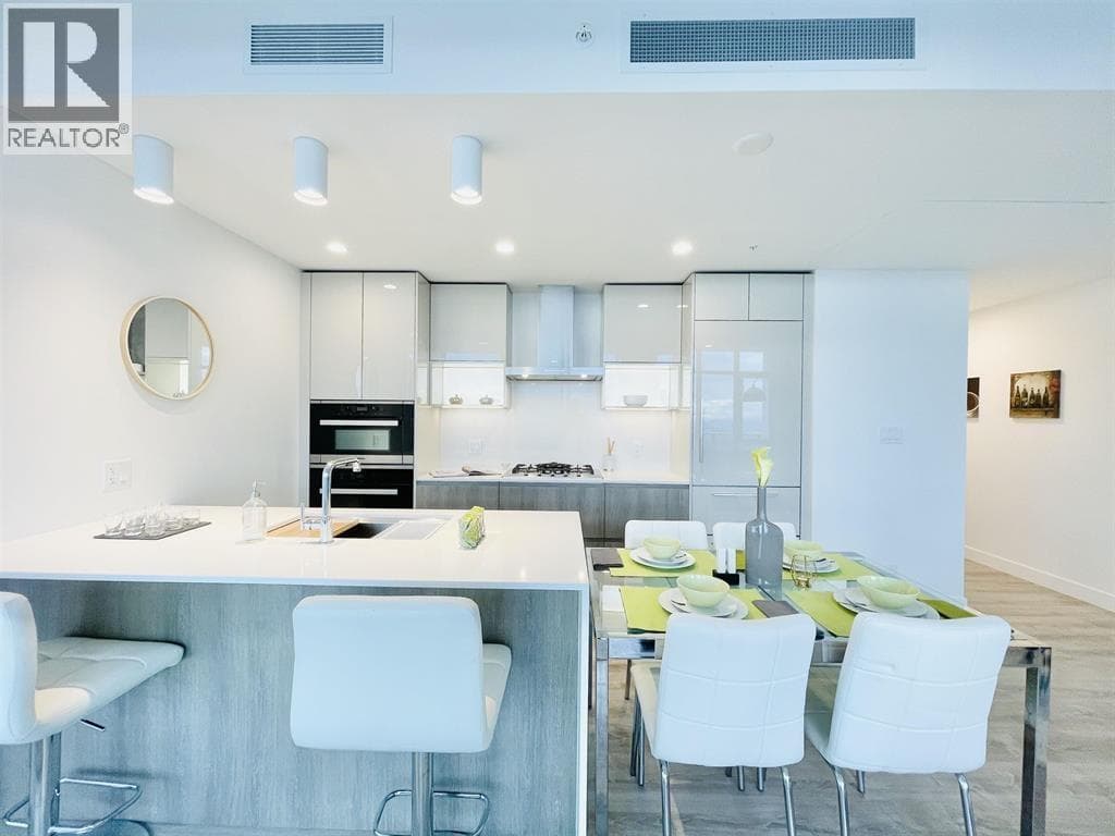 1506 6511 SUSSEX AVENUE — Burnaby, British Columbia - Main photo