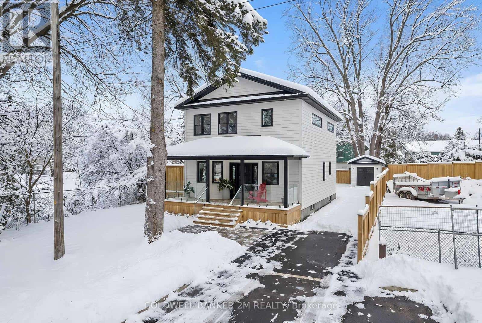 128 BUCKINGHAM AVENUE — Oshawa (O'Neill), Ontario - Photo 4 of 47