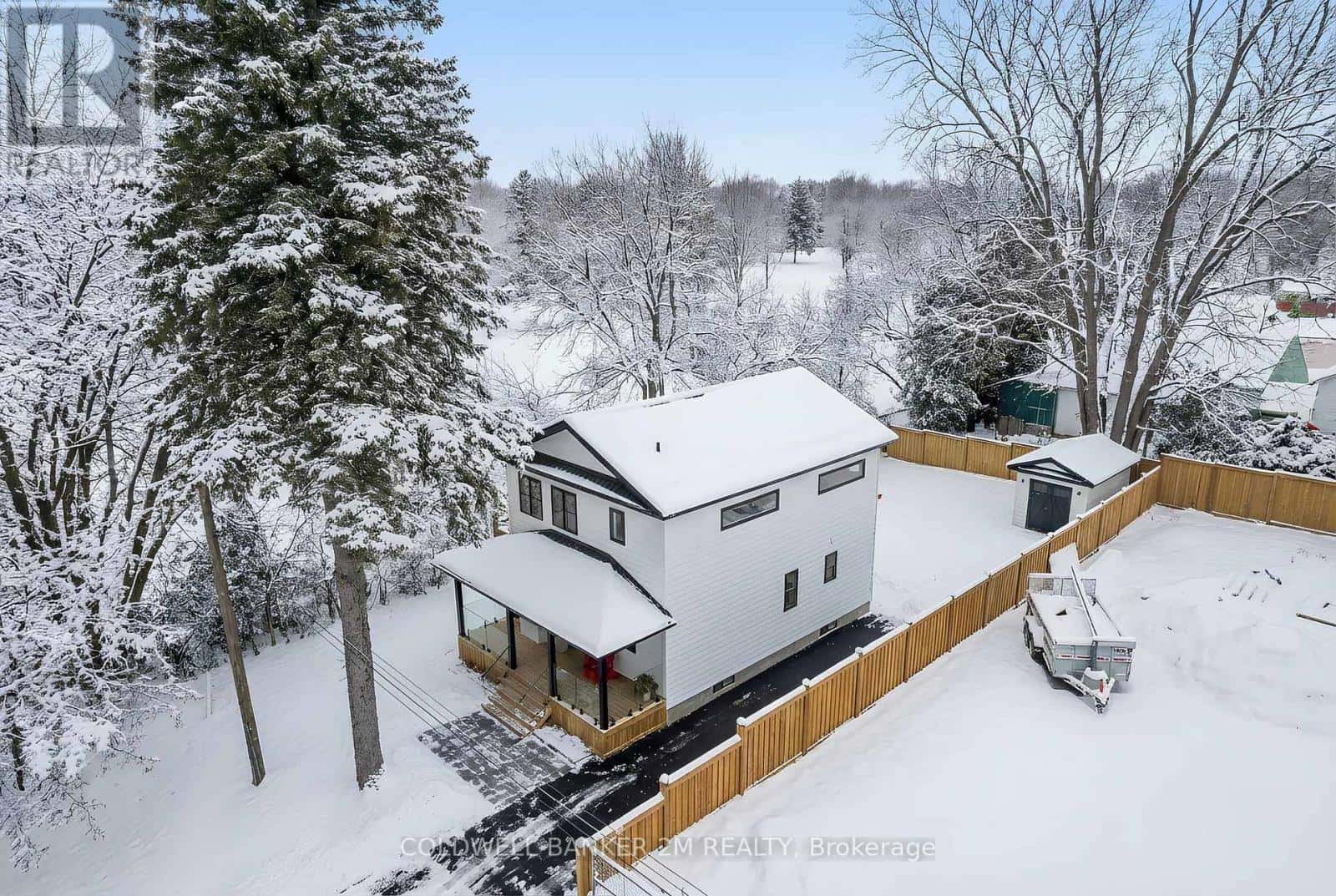 128 BUCKINGHAM AVENUE — Oshawa (O'Neill), Ontario - Photo 5 of 47