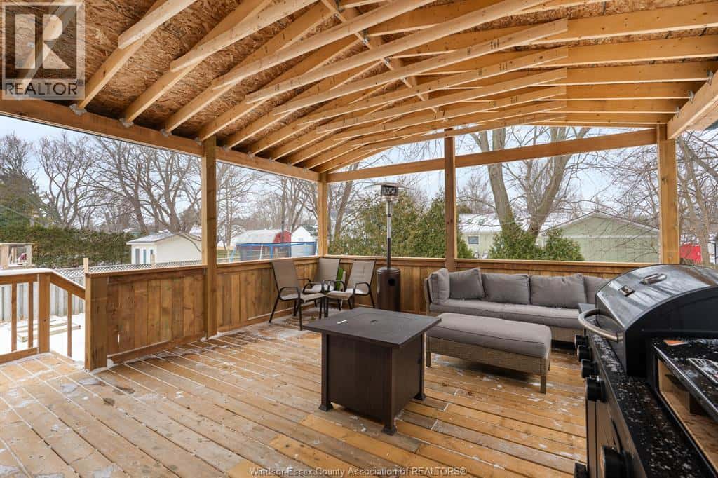 840 LAWNDALE AVENUE — Kingsville, Ontario - Photo 5 of 45